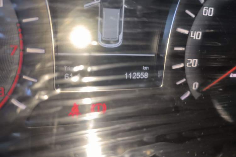 Used GAC Trumpchi GS4 2015 200T Manual Elite Edition Odometer Close Up