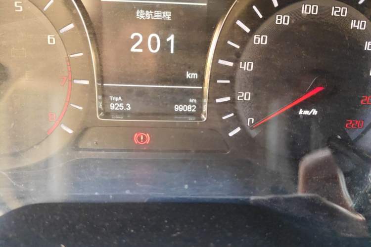 Used GAC Trumpchi GS4 2015 200T Manual Luxury Edition Odometer Close Up