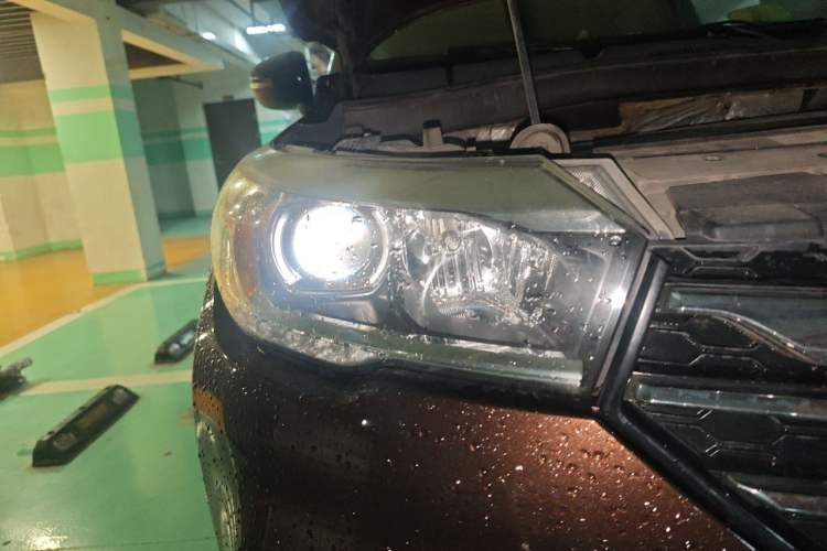 Used GAC Trumpchi GS4 2015 200T G-DCT Prestige Edition Right Front Headlight