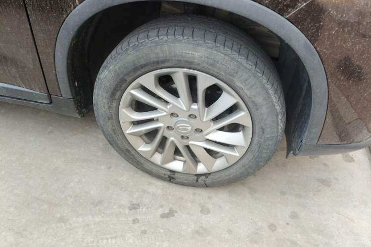 Used GAC Trumpchi GS4 2015 200T Manual Comfort Edition Right Front Wheel Hub