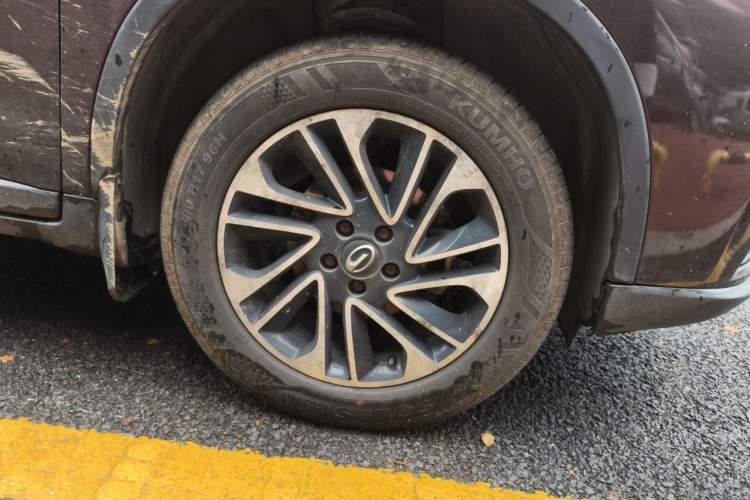 Used GAC Trumpchi GS4 2015 200T G-DCT Elite Edition Right Front Wheel Hub