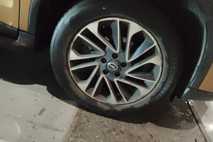 Used GAC Trumpchi GS4 2015 200T G-DCT Elite Edition Right Front Wheel Hub