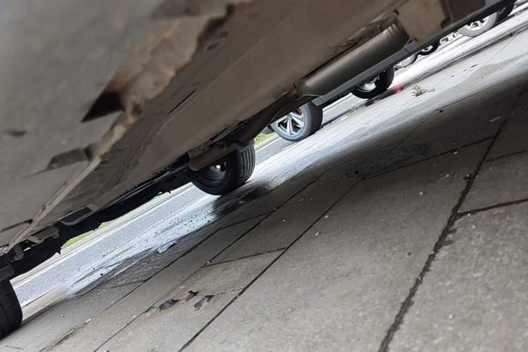 Used GAC Trumpchi GS4 2015 200T G-DCT Luxury Edition Right Side Sill