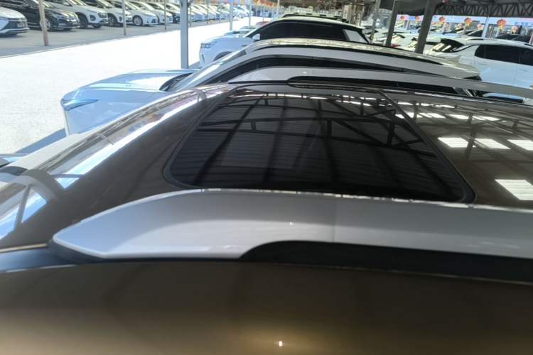 Used GAC Trumpchi GS4 2015 200T G-DCT Luxury Edition Roof