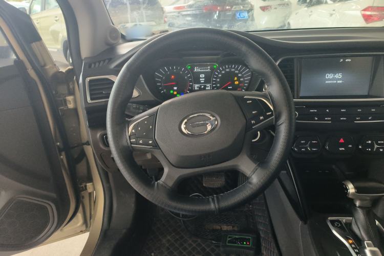 Used GAC Trumpchi GS4 2015 200T G-DCT Luxury Edition Steering Wheel