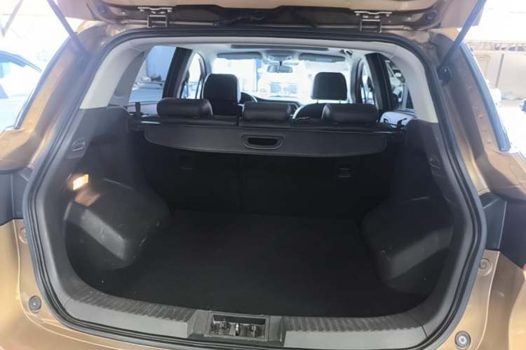 Used GAC Trumpchi GS4 2015 200T G-DCT Luxury Edition Trunk
