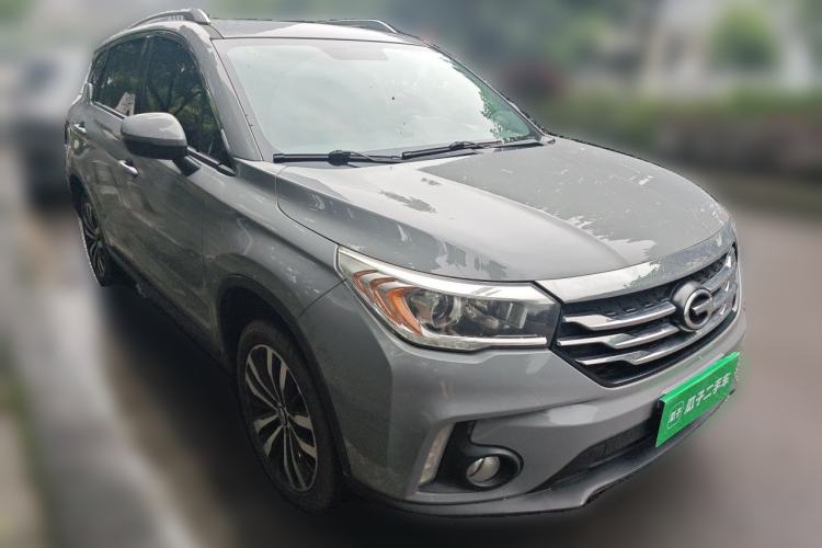 Used GAC Trumpchi GS4 2015 200T G-DCT Luxury Edition Front Right 45 Deg