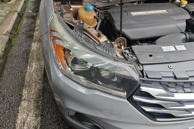 Used GAC Trumpchi GS4 2015 200T G-DCT Luxury Edition Right Front Headlight