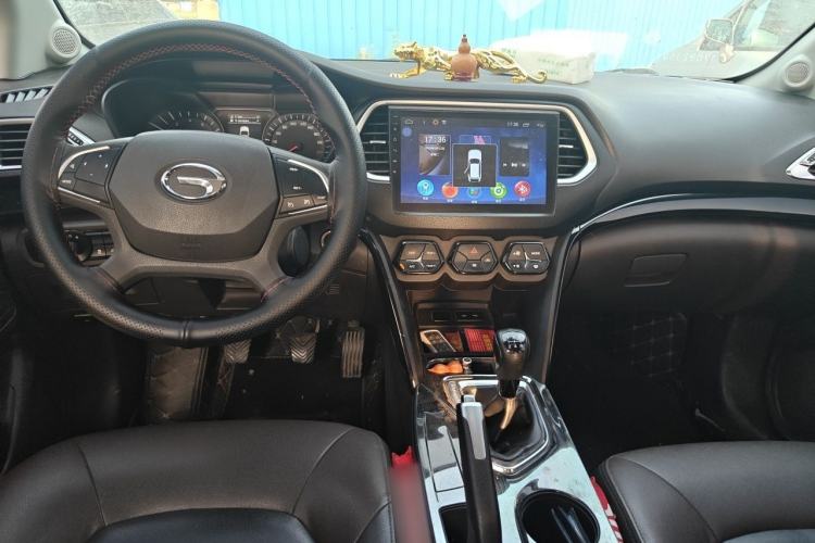 Used GAC Trumpchi GS4 2015 200T Manual Elite Edition Center Console