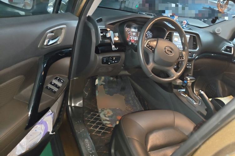 Used GAC Trumpchi GS4 2015 200T G-DCT Luxury Edition Driver Seat