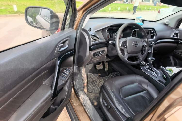 Used GAC Trumpchi GS4 2015 200T G-DCT Luxury Edition Driver Seat
