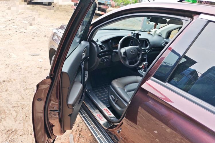 Used GAC Trumpchi GS4 2015 200T G-DCT Luxury Edition Driver Seat