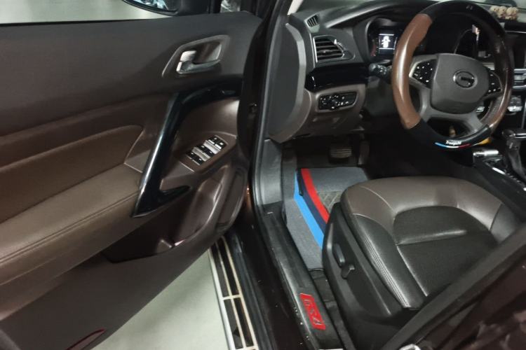 Used GAC Trumpchi GS4 2015 200T G-DCT Luxury Edition Driver Seat