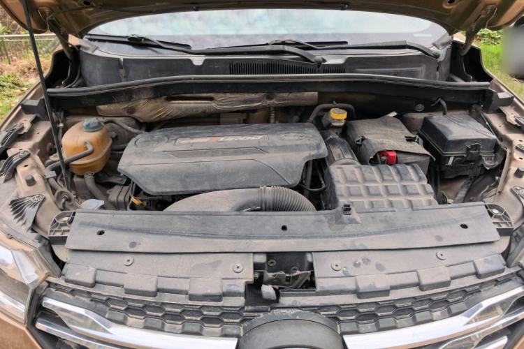 Used GAC Trumpchi GS4 2015 200T G-DCT Luxury Edition Engine Bay