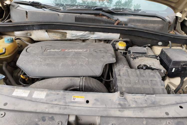 Used GAC Trumpchi GS4 2015 200T G-DCT Luxury Edition Engine Bay Right