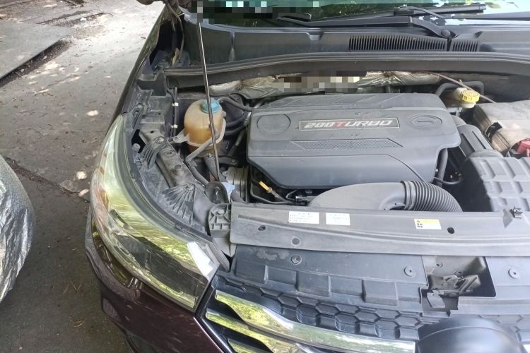 Used GAC Trumpchi GS4 2015 200T G-DCT Luxury Edition Engine Bay Right