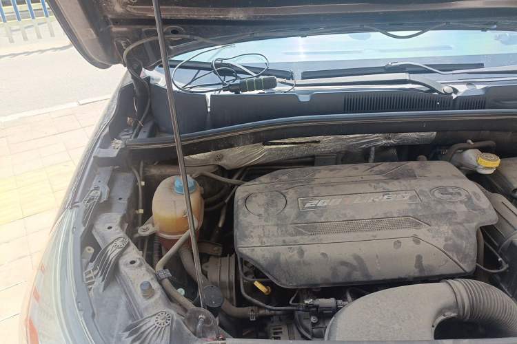 Used GAC Trumpchi GS4 2015 200T G-DCT Luxury Edition Engine Bay Right