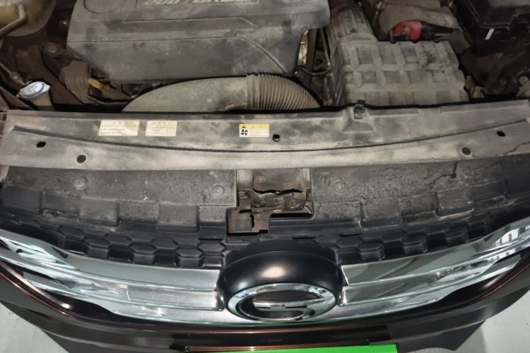 Used GAC Trumpchi GS4 2015 200T G-DCT Luxury Edition Engine Bay