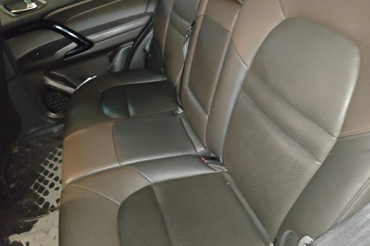 Used GAC Trumpchi GS4 2015 200T G-DCT Luxury Edition Left Rear Seat