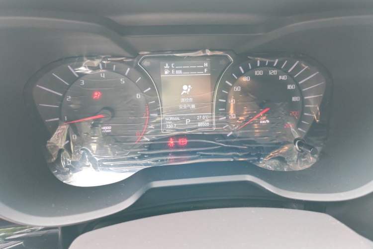 Used GAC Trumpchi GS4 2015 200T G-DCT Luxury Edition Odometer Close Up