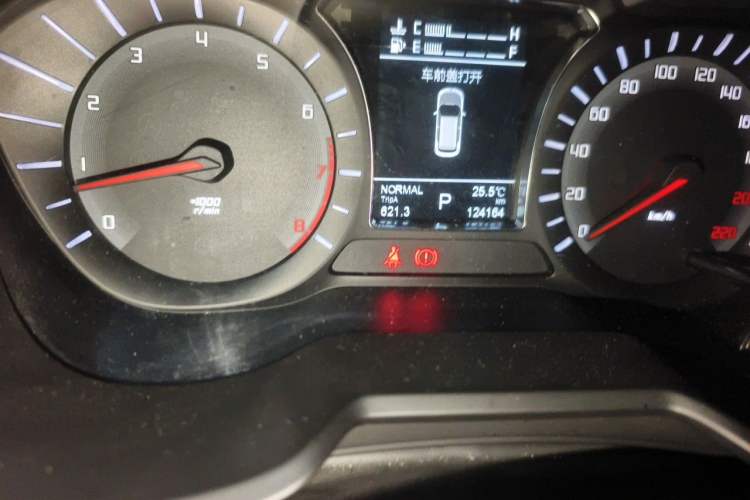 Used GAC Trumpchi GS4 2015 200T G-DCT Luxury Edition Odometer Close Up