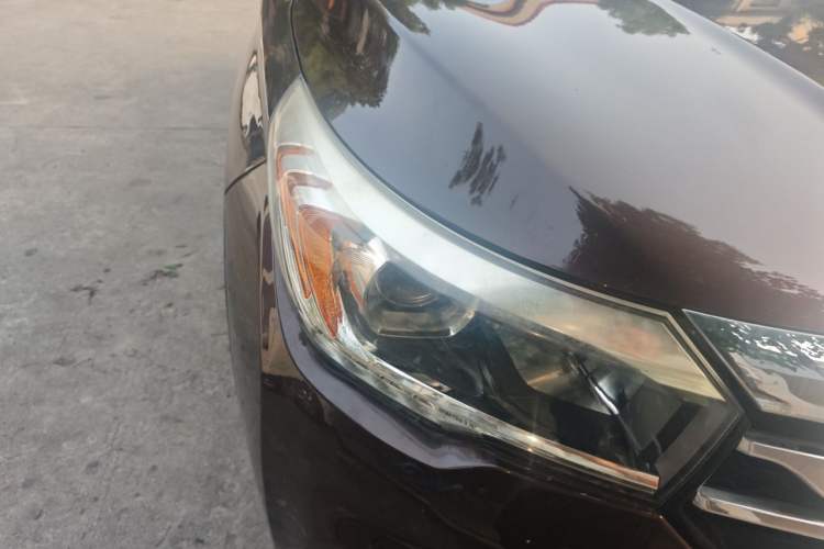 Used GAC Trumpchi GS4 2015 200T Manual Elite Edition Right Front Headlight