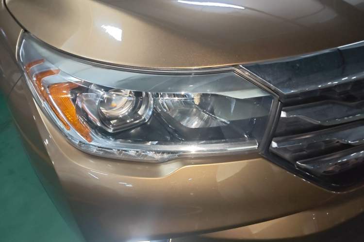 Used GAC Trumpchi GS4 2015 200T G-DCT Luxury Edition Right Front Headlight