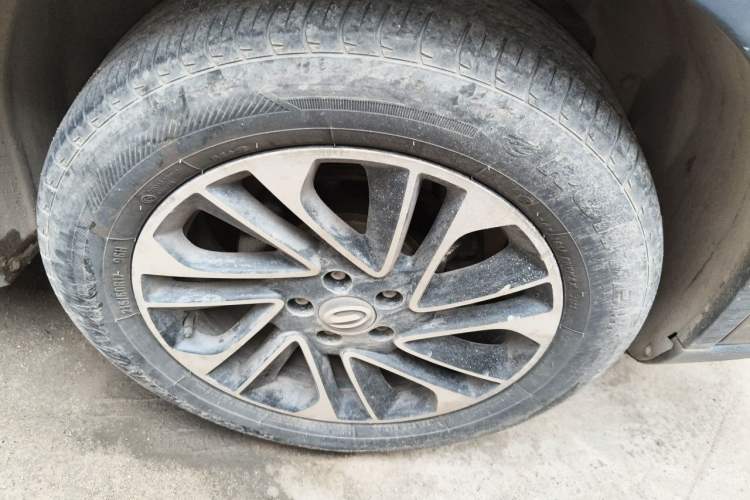 Used GAC Trumpchi GS4 2015 200T G-DCT Elite Edition Right Front Wheel Hub