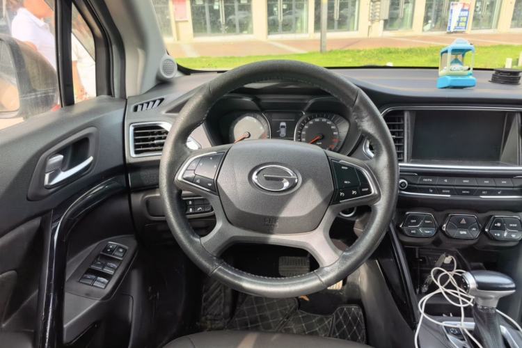 Used GAC Trumpchi GS4 2015 200T G-DCT Luxury Edition Steering Wheel