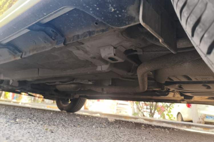 Used GAC Trumpchi GS4 2015 200T G-DCT Elite Edition Chassis Rear Left