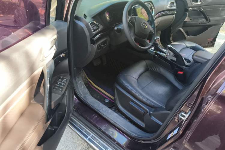 Used GAC Trumpchi GS4 2015 200T G-DCT Elite Edition Driver Seat