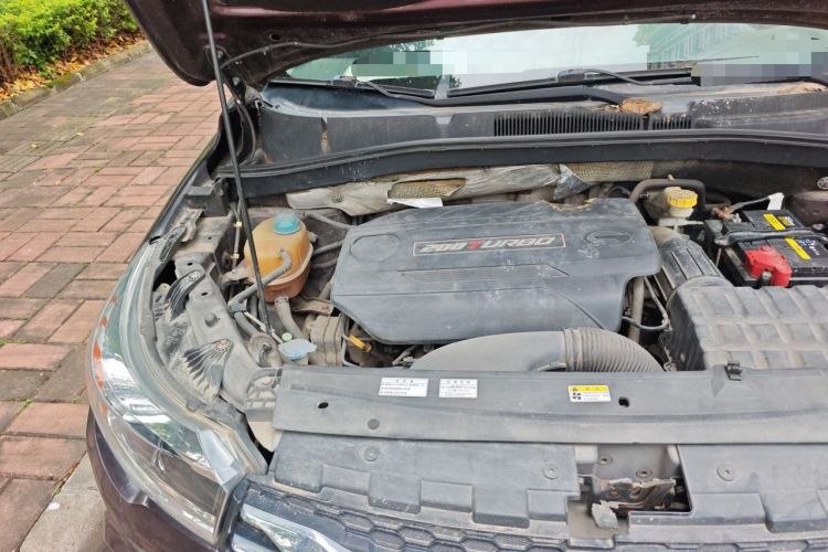 Used GAC Trumpchi GS4 2015 200T G-DCT Elite Edition Engine Bay Right