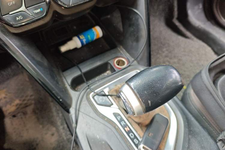 Used GAC Trumpchi GS4 2015 200T G-DCT Elite Edition Gear Lever