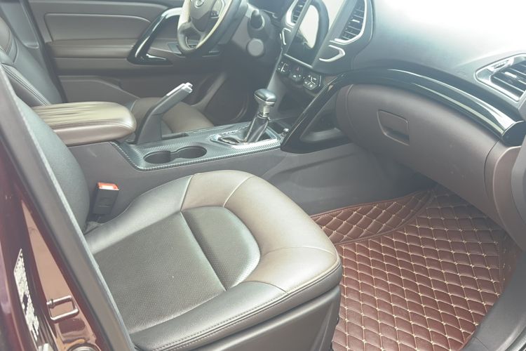 Used GAC Trumpchi GS4 2015 200T G-DCT Luxury Edition Interior 6