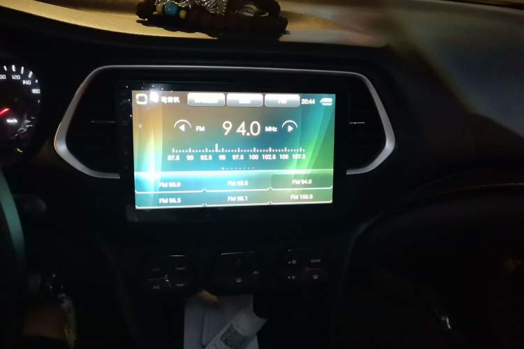Used GAC Trumpchi GS4 2015 200T Manual Elite Edition Audio And AC Panel