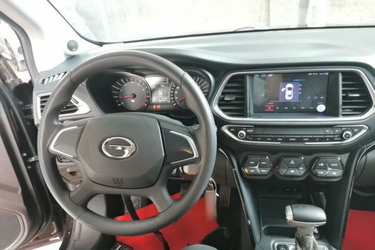 Used GAC Trumpchi GS4 2015 200T G-DCT Comfort Edition Center Console
