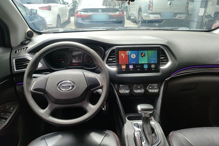 Used GAC Trumpchi GS4 2015 200T G-DCT Comfort Edition Center Console