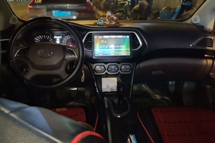 Used GAC Trumpchi GS4 2015 200T Manual Elite Edition Center Console
