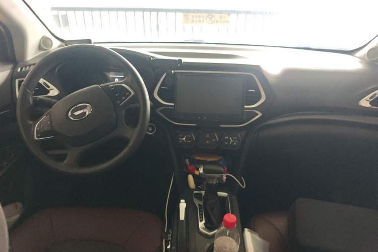 Used GAC Trumpchi GS4 2015 200T G-DCT Elite Edition Center Console