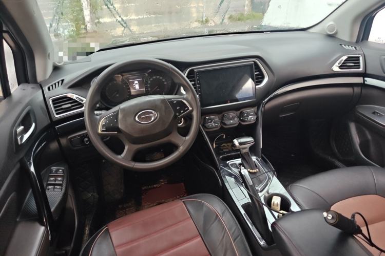 Used GAC Trumpchi GS4 2015 200T G-DCT Elite Edition Center Console