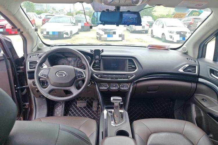 Used GAC Trumpchi GS4 2015 200T G-DCT Luxury Edition Center Console