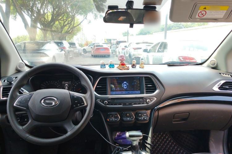 Used GAC Trumpchi GS4 2015 200T G-DCT Elite Edition Center Console