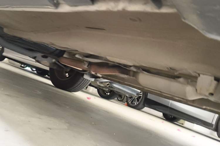 Used GAC Trumpchi GS4 2015 200T G-DCT Comfort Edition Chassis Front Right