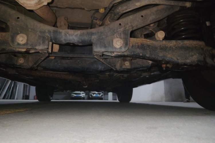Used GAC Trumpchi GS4 2015 200T Manual Elite Edition Chassis Rear