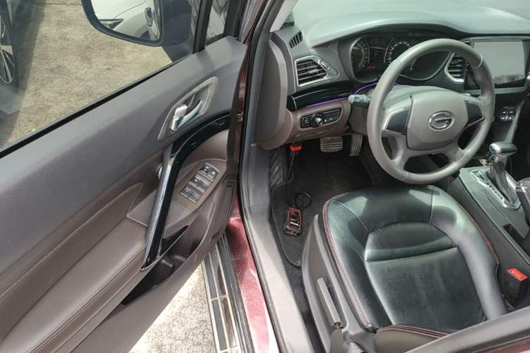 Used GAC Trumpchi GS4 2015 200T G-DCT Comfort Edition Driver Seat