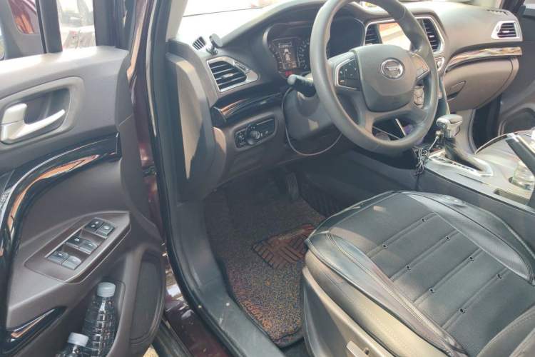 Used GAC Trumpchi GS4 2015 200T G-DCT Elite Edition Driver Seat