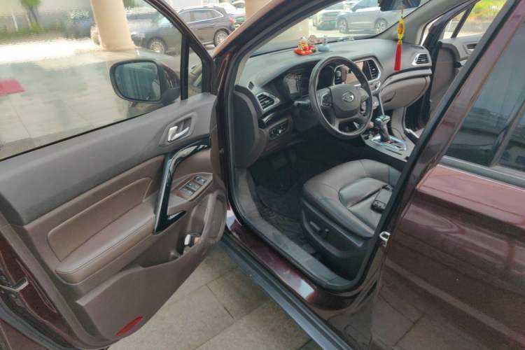 Used GAC Trumpchi GS4 2015 200T G-DCT Luxury Edition Driver Seat