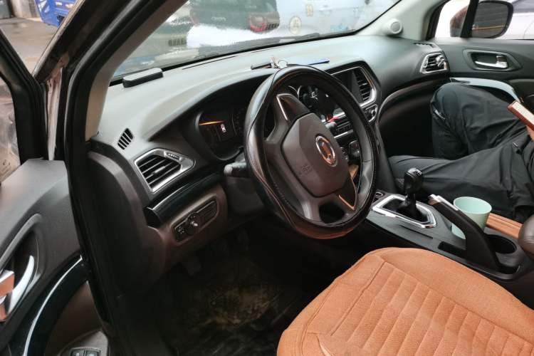 Used GAC Trumpchi GS4 2015 200T Manual Comfort Edition Driver Seat