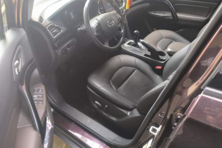 Used GAC Trumpchi GS4 2015 200T Manual Elite Edition Driver Seat