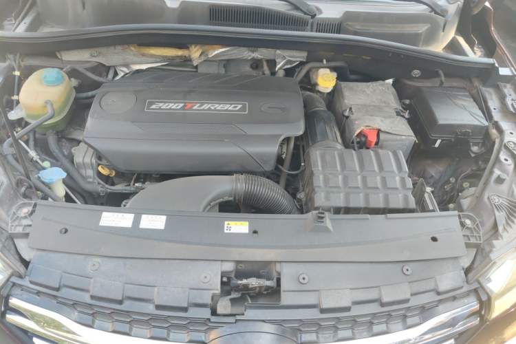 Used GAC Trumpchi GS4 2015 200T G-DCT Elite Edition Engine Bay